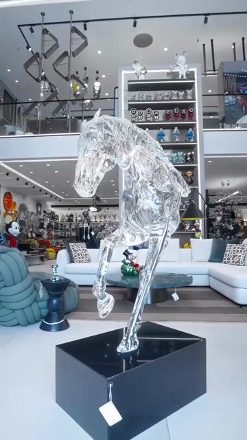 VIP Home Gallery · High-End Art